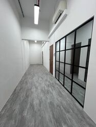 Oxley Bizhub (D14), Factory #558650681